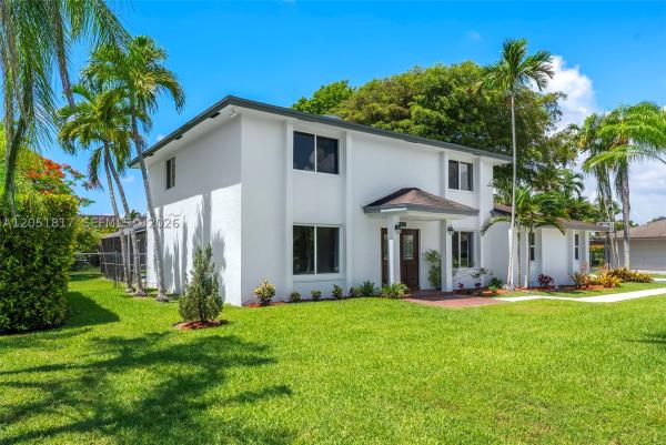 Pinewood Estates, 8744 SW 176th Ter, Palmetto Bay, Florida 33157, image 1