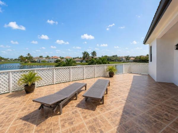 15350 SW 11th St, Unincorporated Dade County, Florida 33194, image 2