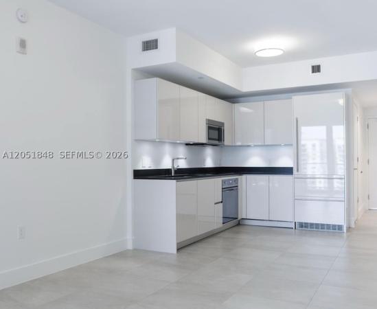 1010 Brickell, 1010 Brickell Ave #3210, Miami, Florida 33131, image 3