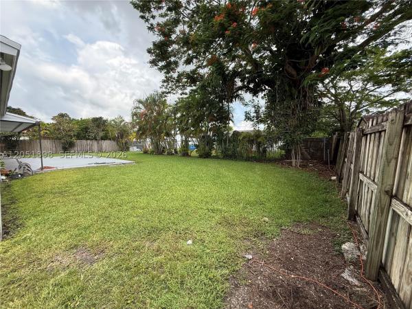 10601 SW 96th St, Unincorporated Dade County, Florida 33176, image 2