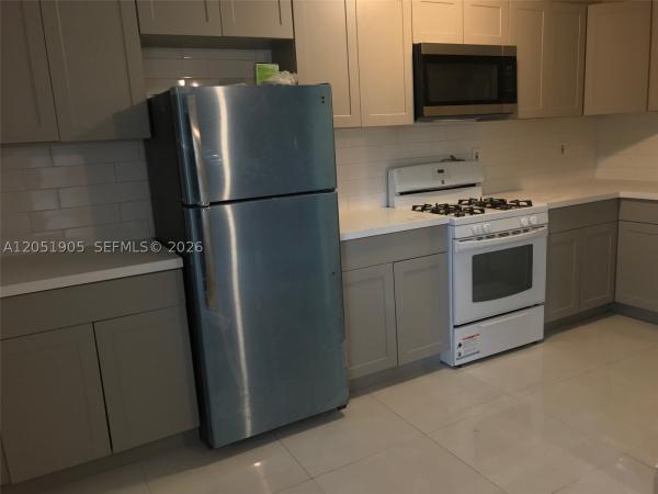 4550 SW 67th Ave #7, Unincorporated Dade County, Florida 33155, image 3