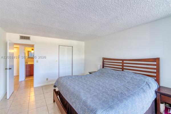 Oceanview Park, 800 Parkview Dr #311, Hallandale Beach, Florida 33009, image 2