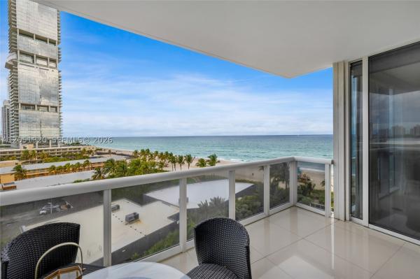 Trump Royale, 18201 Collins Ave #902, Sunny Isles Beach, Florida 33160, image 2
