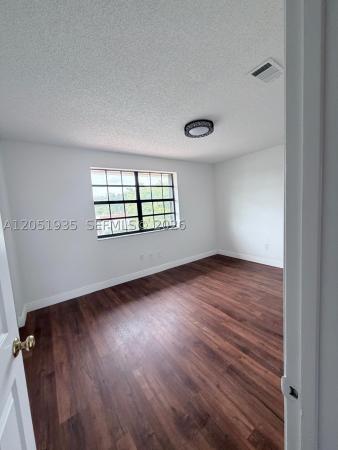 9850 Hammocks Blvd #107, Unincorporated Dade County, Florida 33196, image 1