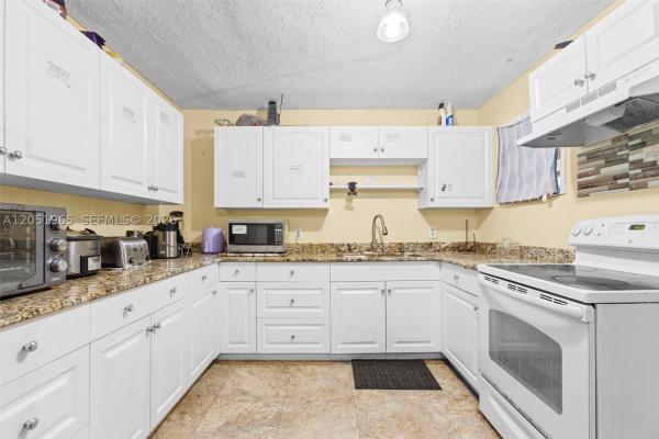 Silver Lake Park, 3108 Mura Dr, Fort Pierce, Florida 34982, image 3