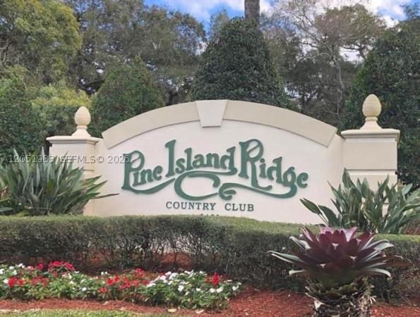 Evergreen Of Pine Island Ridge, 9461 Evergreen Pl #303, Davie, Florida 33324, image 3