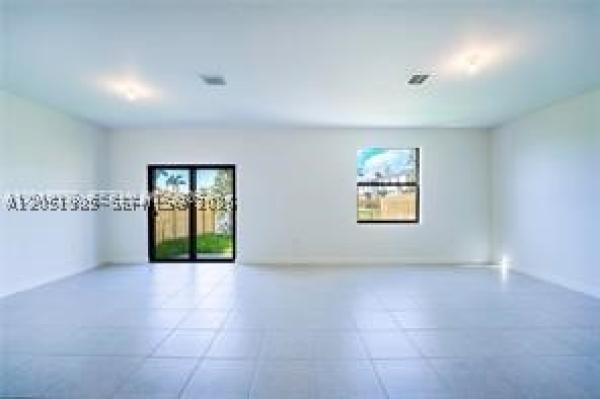 4941 Peacock Way #5838, Dania Beach, Florida 33312, image 2