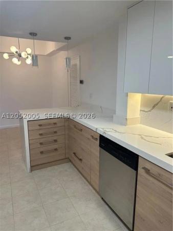 Miami Bayside, 910 Bay Dr #9, Miami Beach, Florida 33141, image 3