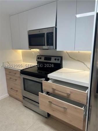 Miami Bayside, 910 Bay Dr #9, Miami Beach, Florida 33141, image 1