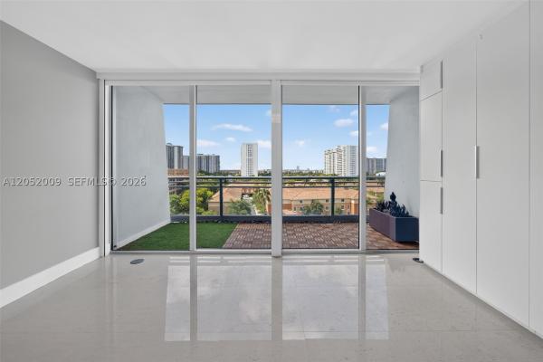 Artech Residences At Aventura, 2950 NE 188th St #406, Aventura, Florida 33180, image 3