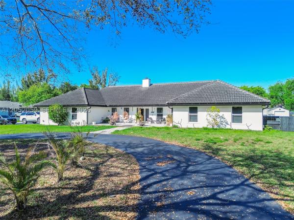 Sunshine Acres, 5431 SW 109th Ave, Davie, Florida 33328, image 2