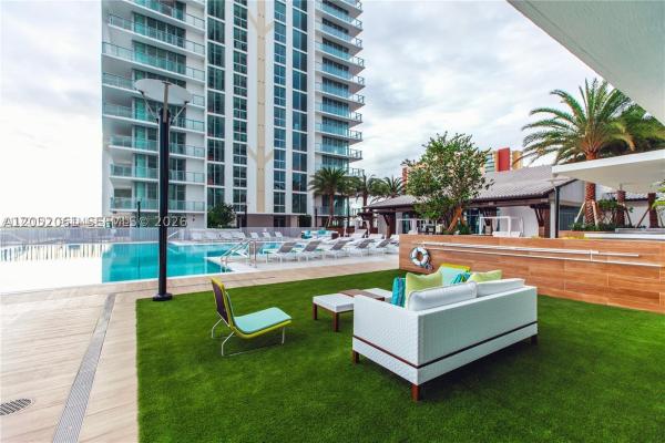 Parque Towers, 330 Sunny Isles Blvd #5-2401, Sunny Isles Beach, Florida 33160, image 2