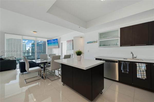 The Ivy At Riverfront, 90 SW 3rd St #3511, Miami, Florida 33130, image 3