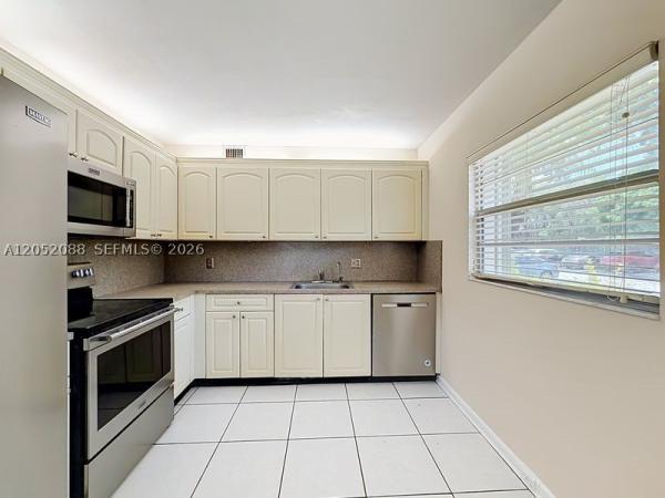New Hampton At Century Village, 13300 SW 1st St #114O, Pembroke Pines, Florida 33027, image 3