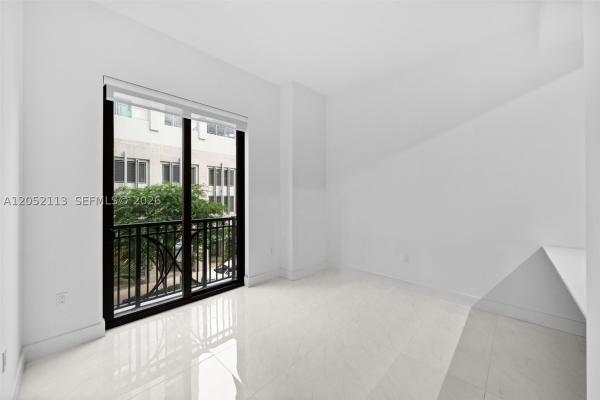 Merrick Manor, 301 Altara Ave #205, Coral Gables, Florida 33146, image 2