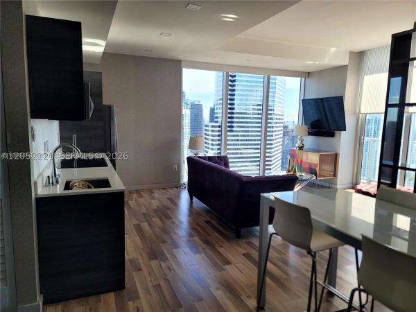 Centro, 151 SE 1st St #PH-11, Miami, Florida 33131, image 3