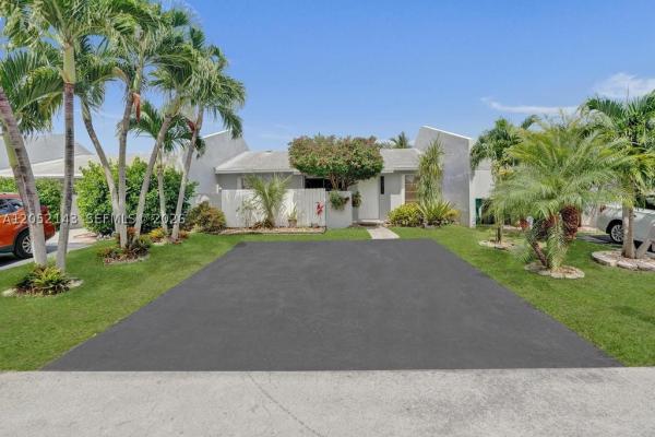 Cutler Creek Club, 10375 SW 209th Ln, Cutler Bay, Florida 33189, image 2