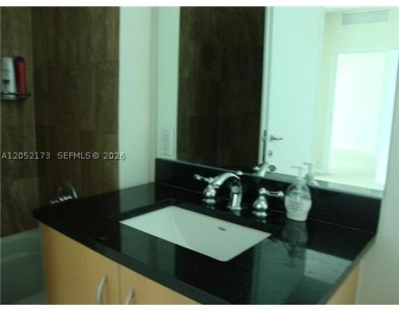Met 1, 300 S Biscayne Blvd #T-3511, Miami, Florida 33131, image 1