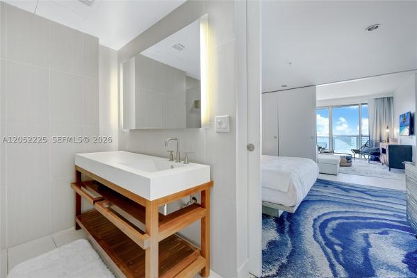 W Residences Fort Lauderdale, 3101 Bayshore Dr #1802, Fort Lauderdale, Florida 33304, image 1