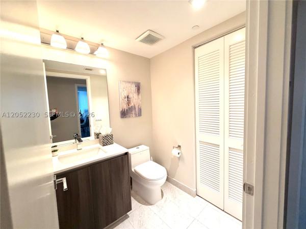 Aria On The Bay, 488 NE 18th St #3210, Miami, Florida 33132, image 3