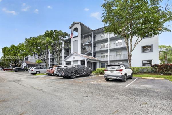 Pembroke Pines, Florida 33027, image 1