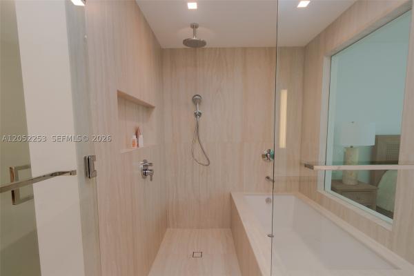 2411 Laguna Cir #1704, North Miami, Florida 33181, image 2
