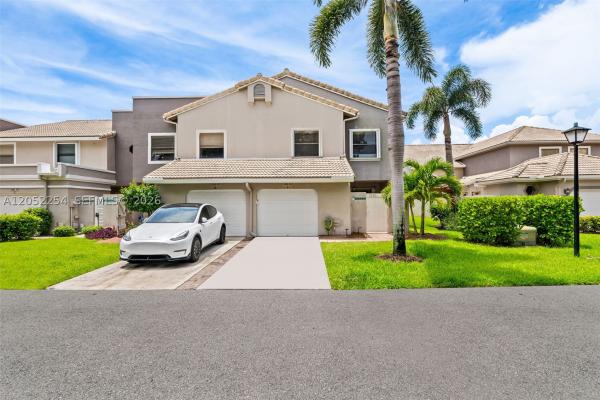 Monterey Lake, 5285 Monterey Cir #I-(60), Delray Beach, Florida 33484, image 2