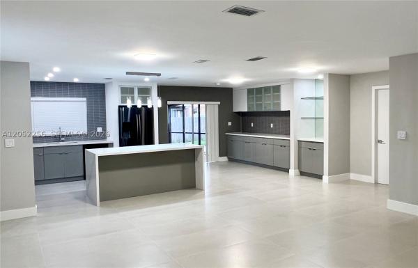 Central Dania Heights, 240 SE 7th St, Dania Beach, Florida 33004, image 2