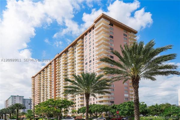 Winston Towers 200, 251 174th St #602, Sunny Isles Beach, Florida 33160, image 3