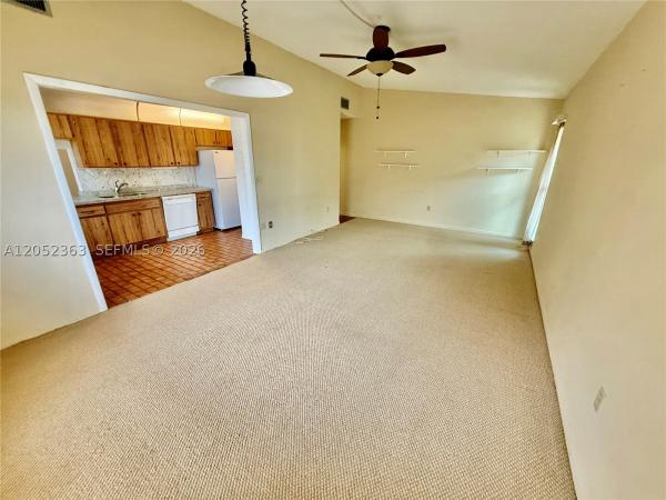 Hollywood Gardens, 3620 Farragut St, Hollywood, Florida 33021, image 2