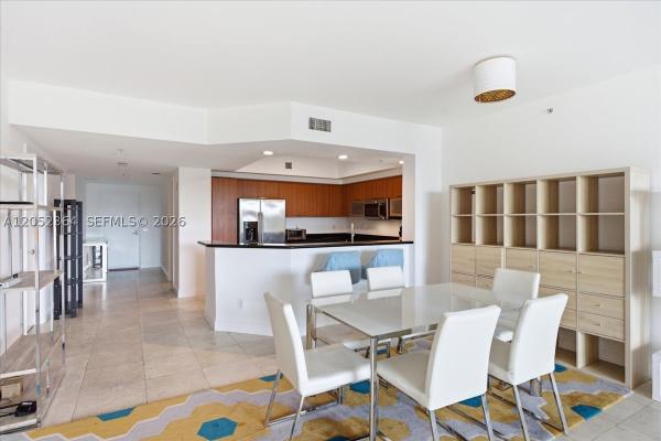 One Fifty One At Biscayne, 14951 Royal Oaks Ln #402, North Miami, Florida 33181, image 3
