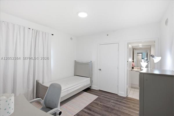 One Fifty One At Biscayne, 14951 Royal Oaks Ln #402, North Miami, Florida 33181, image 1