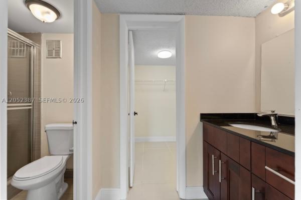 430 Commodore Dr #310, Sunrise, Florida 33325, image 3