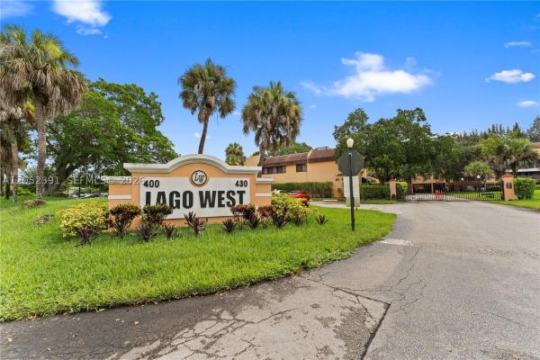430 Commodore Dr #310, Sunrise, Florida 33325, image 2