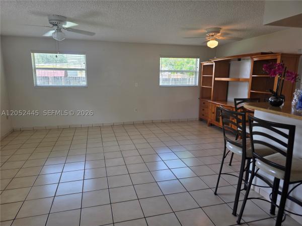 8035 NW 185th St, Hialeah, Florida 33015, image 2