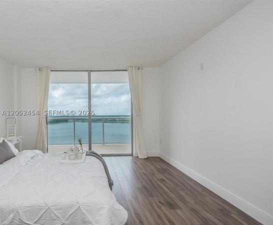 1301 NE Miami Gardens Dr #1522W, Unincorporated Dade County, Florida 33179, image 2