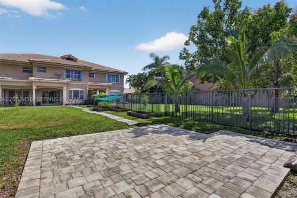 Bella Terra, 212 Catania Way, Royal Palm Beach, Florida 33411, image 2