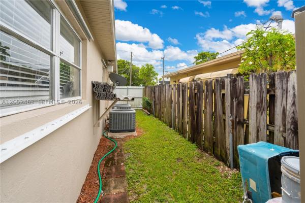 Hollywood Beach Gardens, 5829 Taylor St #1-2, Hollywood, Florida 33021, image 1
