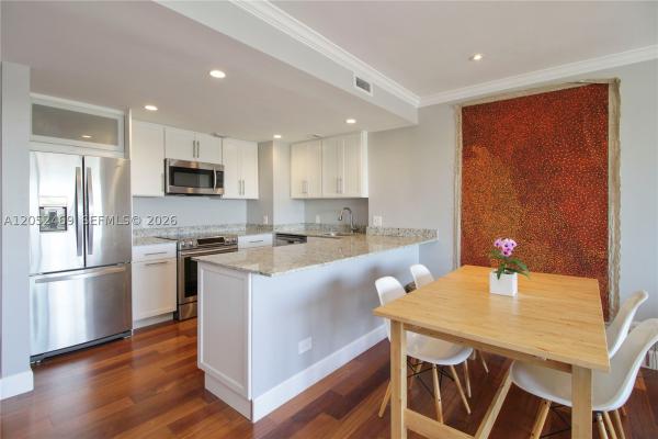 Brickell Townhouse, 2451 Brickell Ave #7P, Miami, Florida 33129, image 2