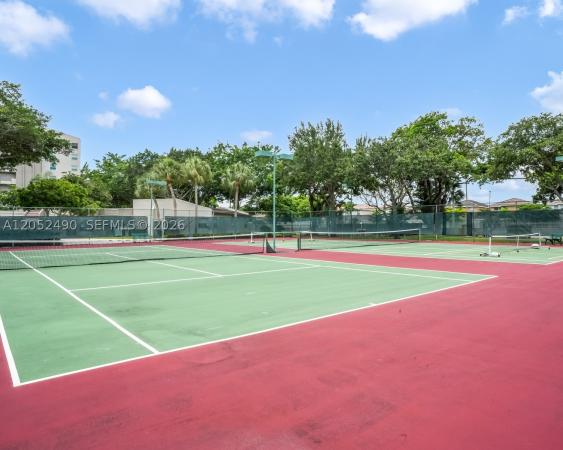 18th Hole At Inverrary, 3930 Inverrary Blvd #406-D, Lauderhill, Florida 33319, image 2
