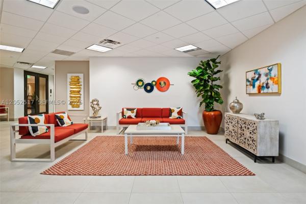 Club Atlantis, 2555 Collins Ave #1002, Miami Beach, Florida 33140, image 2