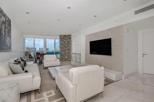 Trump Royale, 18201 Collins Ave #1101, Sunny Isles Beach, Florida 33160, image 1