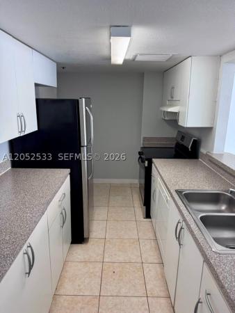 Caribbean Towers, 7545 E Treasure Dr #8J, North Bay Village, Florida 33141, image 3