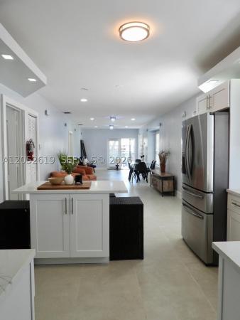 Hollywood Lakes, 715 Hollywood Blvd, Hollywood, Florida 33019, image 1