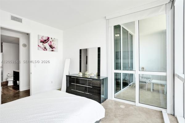 Trump Royale, 18201 Collins Ave #4705, Sunny Isles Beach, Florida 33160, image 3