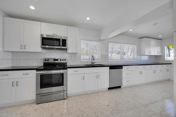 3551 NW 20th St, Unincorporated Dade County, Florida 33142, image 3