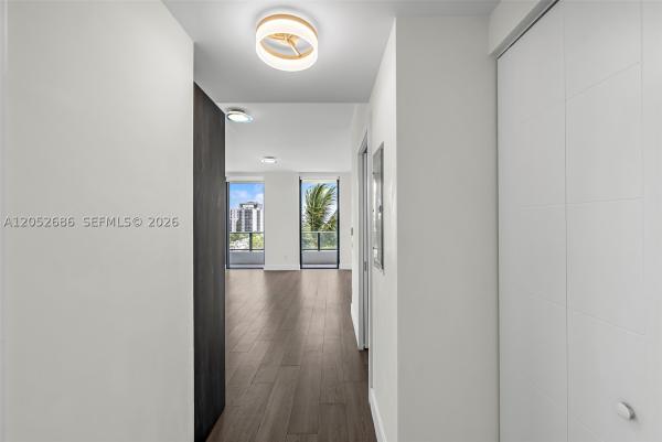 Aventura Parksquare Residences, 2960 NE 207th St #811, Aventura, Florida 33180, image 1