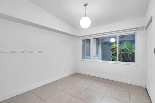 Dixie Gardens, 1580 NE 139th St, North Miami, Florida 33161, image 3