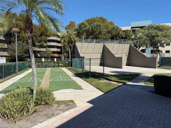 1000 Colony Point Cir #303, Pembroke Pines, Florida 33026, image 1