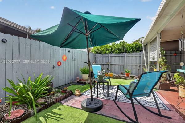 Camino Sheridan Villas, 2377 N 37th Ave, Hollywood, Florida 33021, image 3